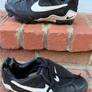 Black and White Nike Cleats 6.5